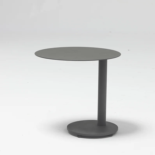 pinehur-metal-side-table-524857